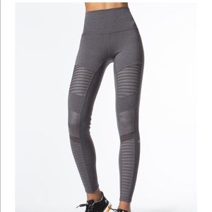 Alo Yoga high waisted xxs